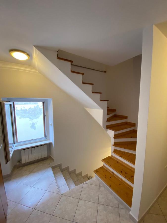 Shadi Apartment Koper Exteriör bild